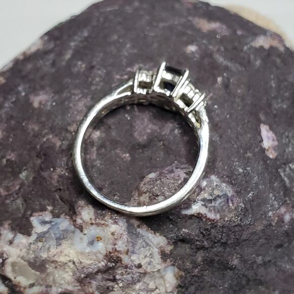 Stamped 925 Sterling Silver Deep Blue Sapphire Faux Diamond Ring - Picture 5 of 9